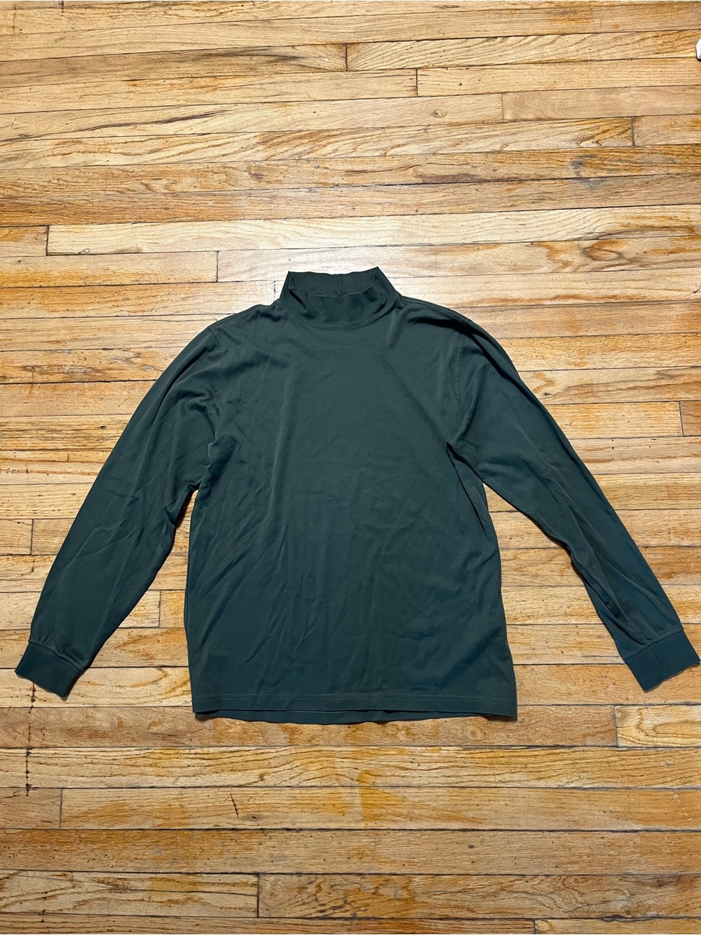 Lands' End Men's Medium Green Long Sleeve Mockneck
